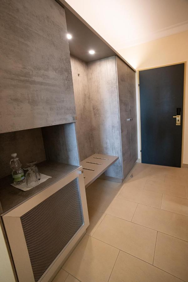 Das Reinisch Just Rooms Schwechat Exterior photo
